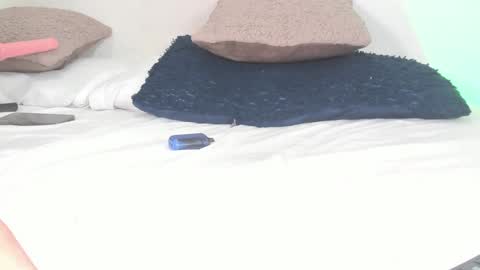 Snapshot of thedol1 chatting on January 3, 2025, 11:14 am Thedol1 online show from January 3, 2025, 11:14 am