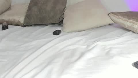 Snapshot of thedol1 chatting on March 9, 2025, 7:34 am Thedol1 online show from March 9, 2025, 7:34 am