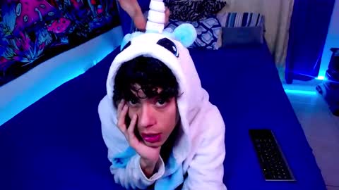 ethan online show from March 6, 2026, 10:28 pm