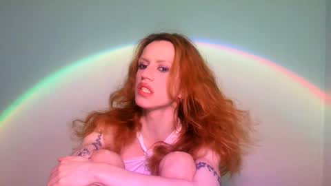 Yolanda online show from February 18, 2025, 9:09 pm