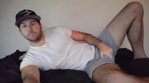 Snapshot of theetwohander chatting on November 2, 2025, 5:15 pm Theetwohander online show from November 2, 2025, 5:15 pm