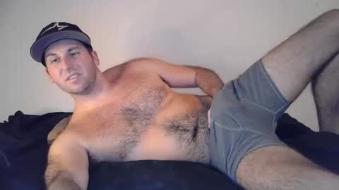 Snapshot of theetwohander chatting on November 18, 2025, 3:34 am Theetwohander online show from November 18, 2025, 3:34 am