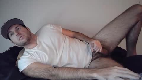 Snapshot of theetwohander chatting on December 4, 2025, 10:40 pm Theetwohander online show from December 4, 2025, 10:40 pm