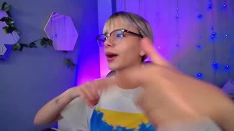 Peyton online show from October 30, 2025, 3:08 am