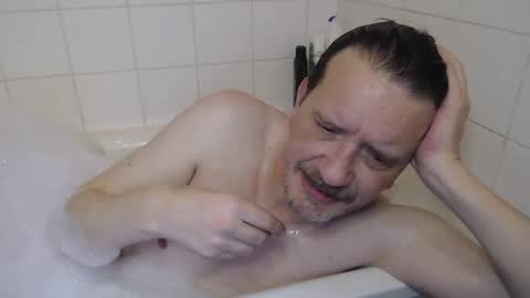 Green online show from January 15, 2026, 8:45 pm