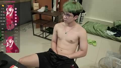Snapshot of thegreenmagus chatting on June 19, 2026, 4:55 pm Green online show from June 19, 2026, 4:55 pm