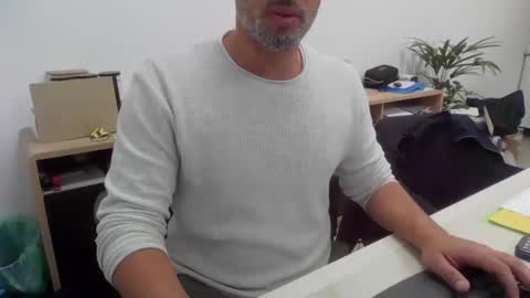 Snapshot of thehardcock2025 chatting on February 4, 2025, 8:28 pm thehardcock2025 online show from February 4, 2025, 8:28 pm