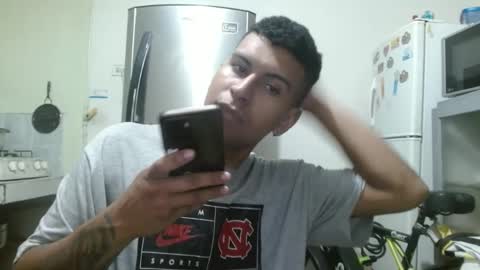 thehousedog online show from March 6, 2025, 4:08 am