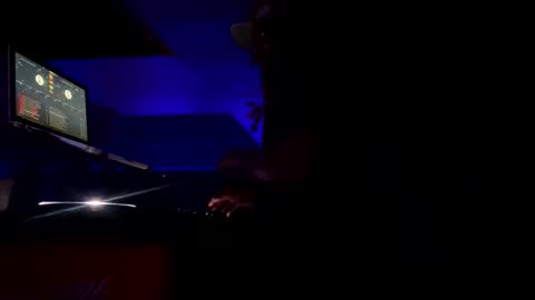 Snapshot of thejamaican101 chatting on January 16, 2026, 4:38 am Alex876 online show from January 16, 2026, 4:38 am