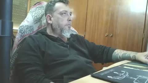 thekier online show from February 8, 2026, 3:37 pm