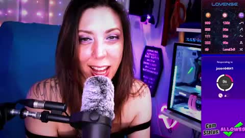 Snapshot of thekittengirlnix chatting on April 28, 2026, 7:19 pm Nix online show from April 28, 2026, 7:19 pm
