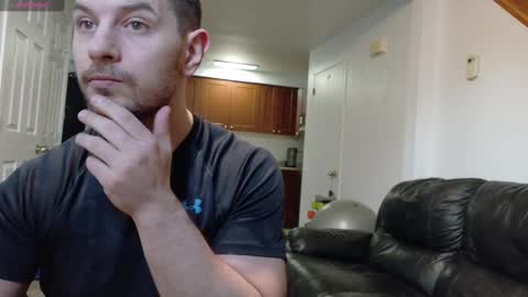 Snapshot of thekodyy chatting on February 19, 2025, 12:44 pm thekodyy online show from February 19, 2025, 12:44 pm