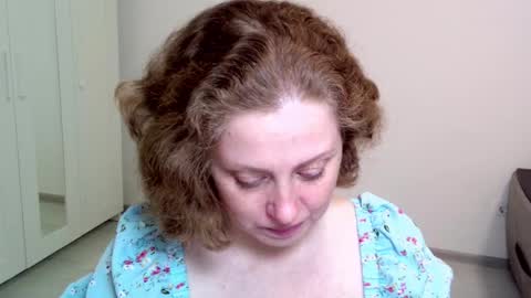 Ella online show from February 26, 2025, 4:14 pm