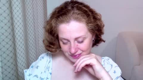 Ella online show from September 21, 2025, 6:15 am