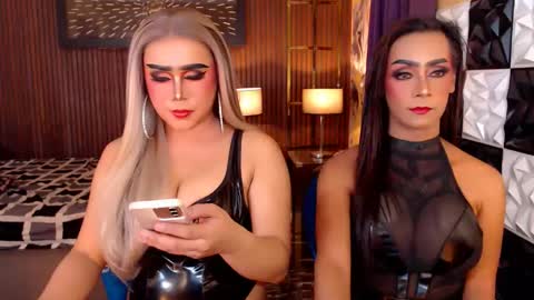 Snapshot of thelastdestroyerxx chatting on April 19, 2026, 5:29 am Paula online show from April 19, 2026, 5:29 am