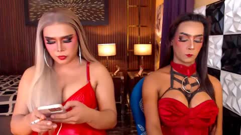 Snapshot of thelastdestroyerxx chatting on April 24, 2026, 8:39 am Paula online show from April 24, 2026, 8:39 am