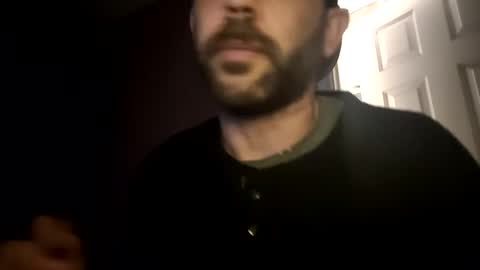 Snapshot of themadhatter710 chatting on March 7, 2025, 7:52 am Frank online show from March 7, 2025, 7:52 am