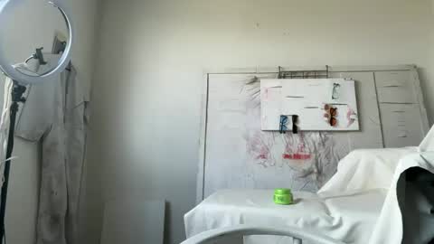 Lucy Lucy online show from November 4, 2025, 3:55 pm