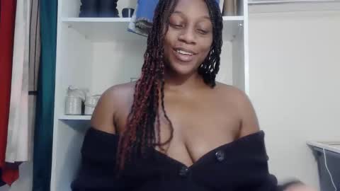 TheNaturalGoddess online show from December 4, 2025, 5:43 pm