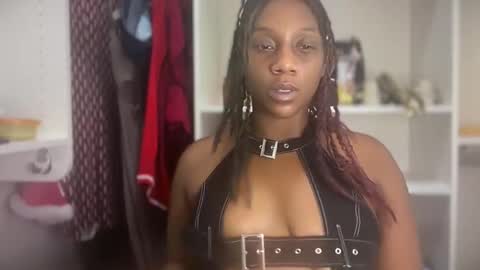 Snapshot of thenaturalgoddess chatting on May 22, 2026, 9:31 pm TheNaturalGoddess online show from May 22, 2026, 9:31 pm