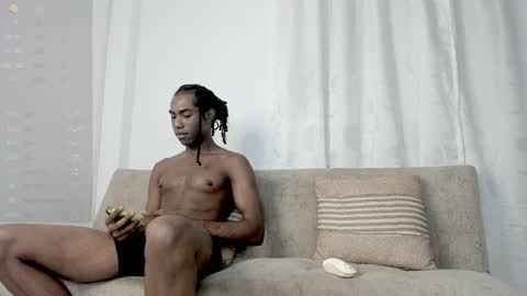 Snapshot of thenewclass chatting on January 10, 2025, 4:01 am Andriw and Maiol online show from January 10, 2025, 4:01 am