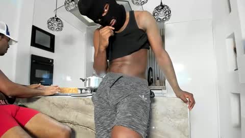 Snapshot of thenewclass chatting on November 13, 2025, 6:07 pm Andriw and Maiol online show from November 13, 2025, 6:07 pm