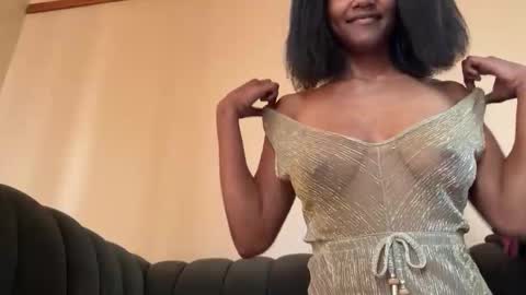 Snapshot of thenymphshow chatting on September 24, 2025, 10:18 am thenymphshow online show from September 24, 2025, 10:18 am