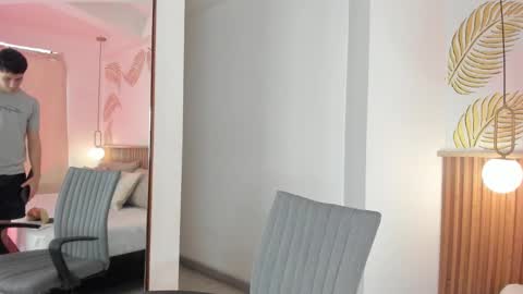 Snapshot of theohawke_ chatting on December 13, 2024, 1:55 pm THEO- MATEO online show from December 13, 2024, 1:55 pm