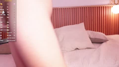 Snapshot of theohawke_ chatting on January 25, 2025, 8:00 pm THEO- MATEO online show from January 25, 2025, 8:00 pm