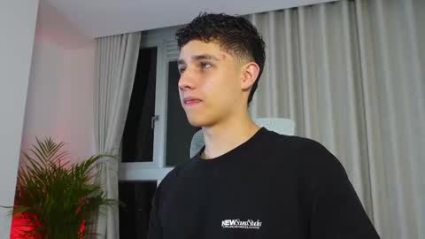 Snapshot of theohawke_ chatting on February 22, 2025, 11:35 pm THEO- MATEO online show from February 22, 2025, 11:35 pm