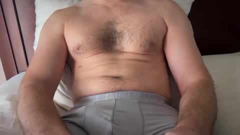 Snapshot of theonenextdoor1 chatting on November 11, 2025, 5:35 pm theonenextdoor1 online show from November 11, 2025, 5:35 pm