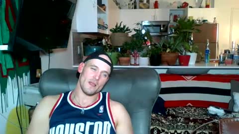 Snapshot of theoutfitter chatting on February 12, 2025, 2:03 am MISTERPOWERS online show from February 12, 2025, 2:03 am