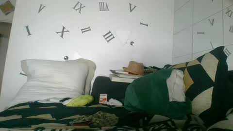 Snapshot of theoutfitter chatting on September 28, 2025, 11:21 pm MISTERPOWERS online show from September 28, 2025, 11:21 pm