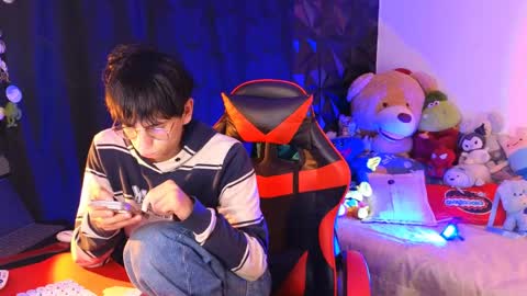 Snapshot of theprince_red chatting on May 22, 2026, 8:03 pm Matt independent model online show from May 22, 2026, 8:03 pm