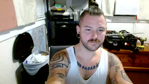 Snapshot of thequantumcertainty chatting on August 3, 2026, 6:23 am thequantumcertainty online show from August 3, 2026, 6:23 am