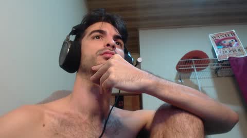 Snapshot of therazhanen chatting on December 9, 2024, 6:55 am Santiago Enrique online show from December 9, 2024, 6:55 am