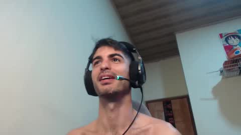 Snapshot of therazhanen chatting on February 26, 2025, 5:31 am Santiago Enrique online show from February 26, 2025, 5:31 am