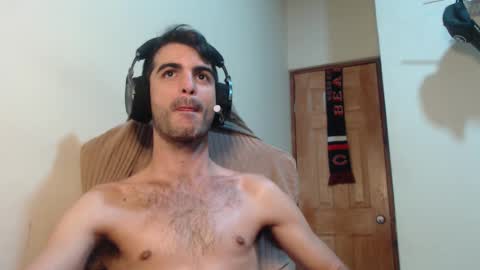 Snapshot of therazhanen chatting on March 11, 2025, 6:53 am Santiago Enrique online show from March 11, 2025, 6:53 am