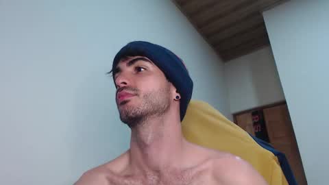 Santiago Enrique online show from January 19, 2026, 6:28 am