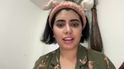 Snapshot of therealcamilabaddie chatting on December 16, 2024, 5:17 am therealcamilabaddie online show from December 16, 2024, 5:17 am