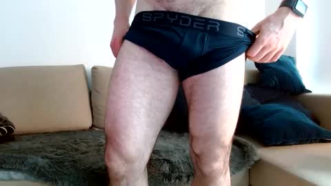 Yoshi online show from February 17, 2025, 7:21 pm