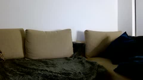 Yoshi online show from February 20, 2025, 12:19 am