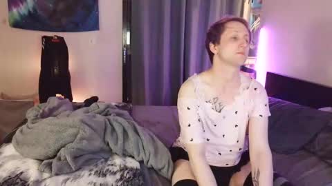 Basil Kitten online show from February 22, 2026, 8:13 am