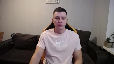 Snapshot of theroadtomars chatting on December 20, 2025, 11:56 pm Nick online show from December 20, 2025, 11:56 pm