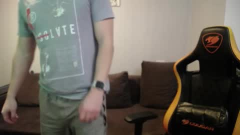 Snapshot of theroadtomars chatting on February 9, 2026, 12:25 am Nick online show from February 9, 2026, 12:25 am