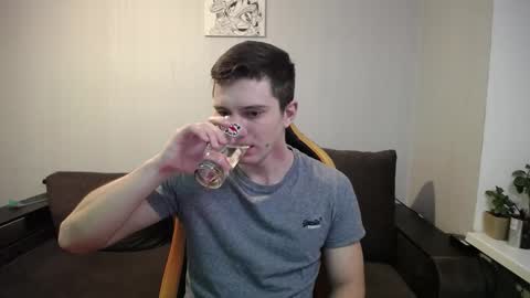 Snapshot of theroadtomars chatting on February 15, 2026, 3:42 pm Nick online show from February 15, 2026, 3:42 pm