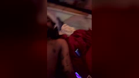 theroyalredz online show from April 7, 2026, 7:42 am