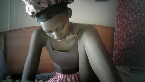 Snapshot of therry_heart chatting on April 7, 2026, 5:08 am hearty online show from April 7, 2026, 5:08 am