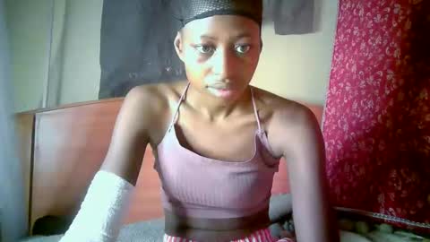 Snapshot of therry_heart chatting on April 8, 2026, 3:17 am hearty online show from April 8, 2026, 3:17 am