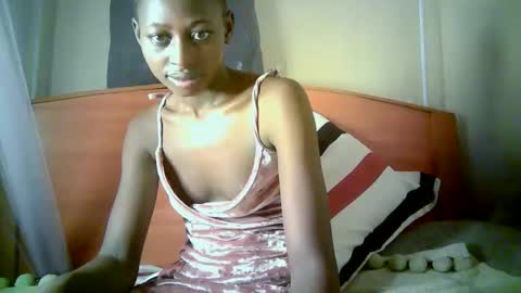 Snapshot of therry_heart chatting on April 11, 2026, 3:33 am hearty online show from April 11, 2026, 3:33 am